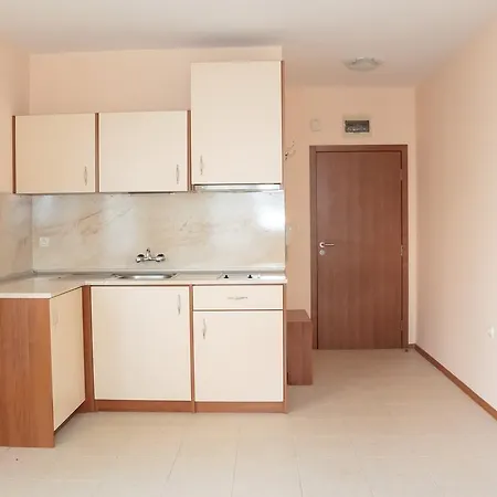 Andreevi In Rouge Apartment Sozopol