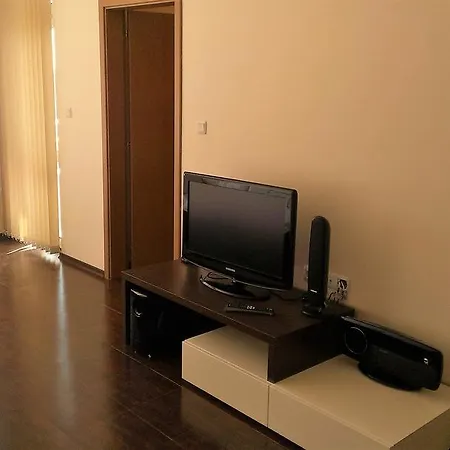 Andreevi In Rouge Apartment