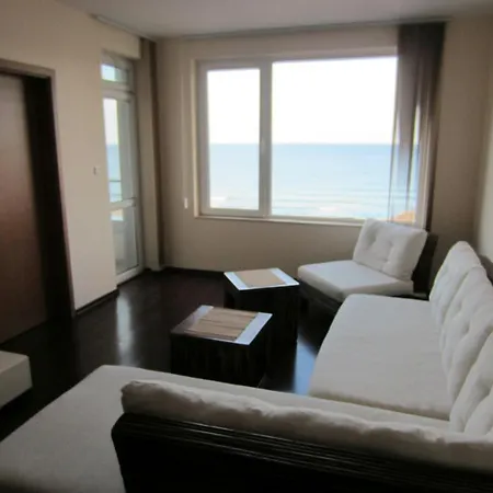 Apartment Andreevi In Rouge Sozopol